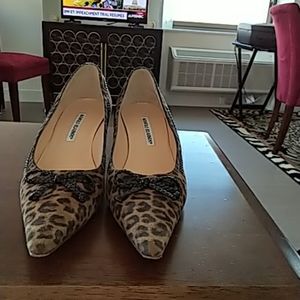 Manolo Blahnik---leopard suede heels
